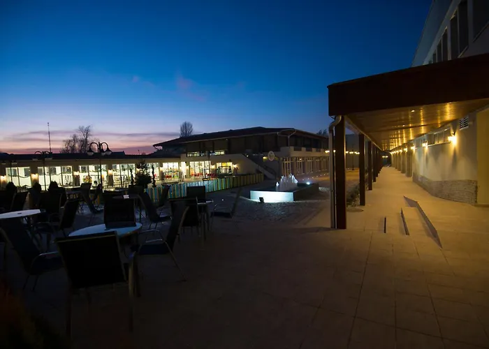 Hotel Village