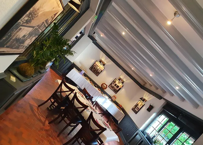 Hôtel Restaurant Les Alizés