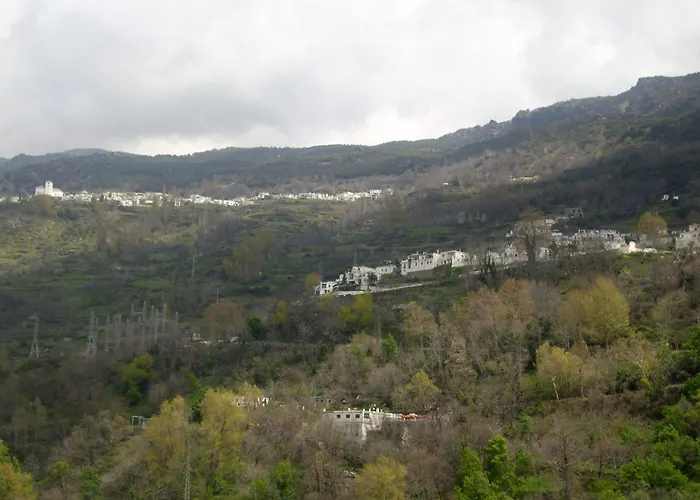 Hostal Rural Poqueira