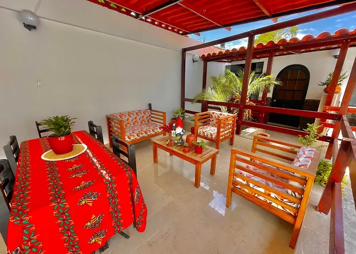 Huanchaco Gardens