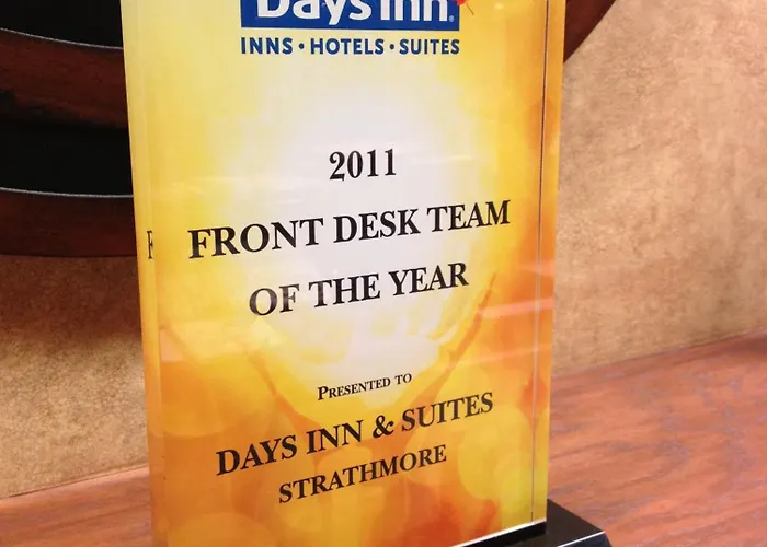 Days Inn & Suites By Wyndham Strathmore
