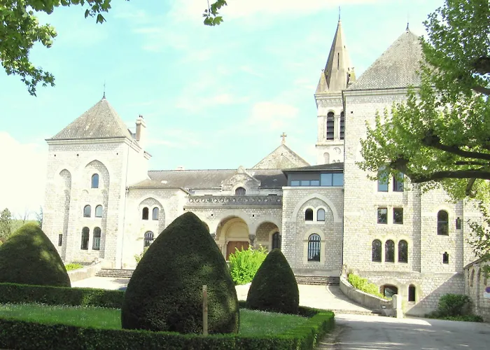 Logis Hotel Restaurant de la Montagne Noire