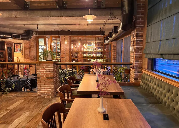 Vinoodor - Wine Boutique Hotel In Telavi