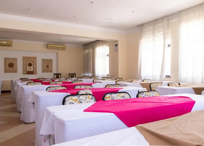 Royal Court Hotel