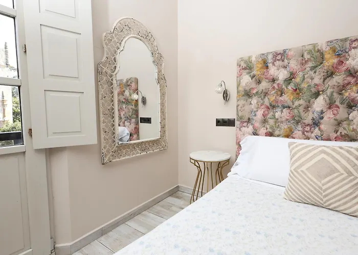 Akla Suites con Jacuzzi Santillana