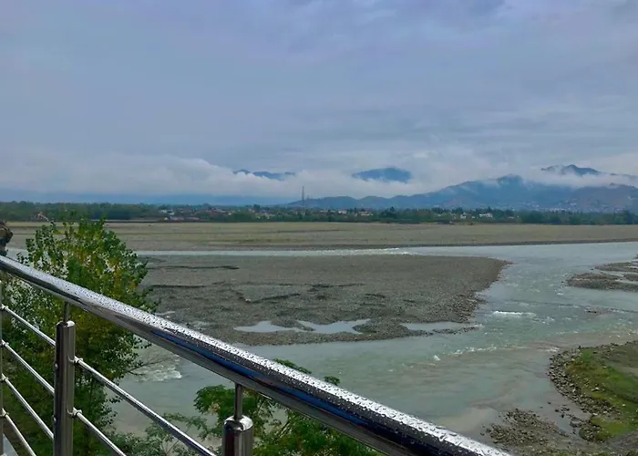 River Breeze Family Hotel