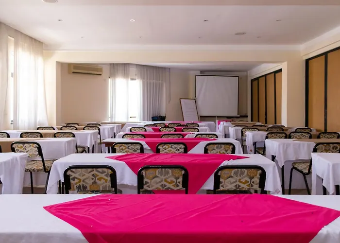 Royal Court Hotel
