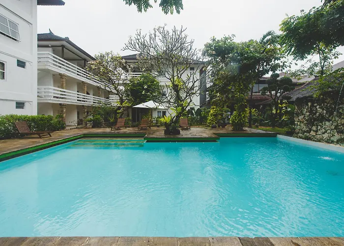 Sari Bunga Hotel - Legian, Walking Distance To Legian Beach