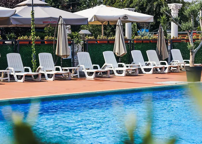 Nafron Hotel