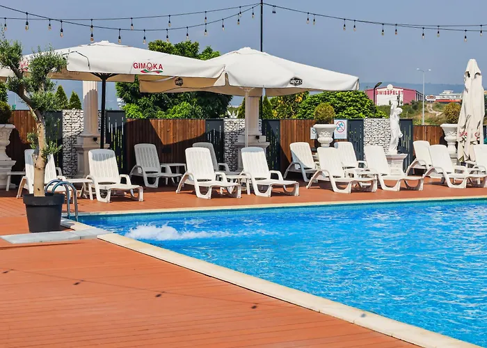 Nafron Hotel