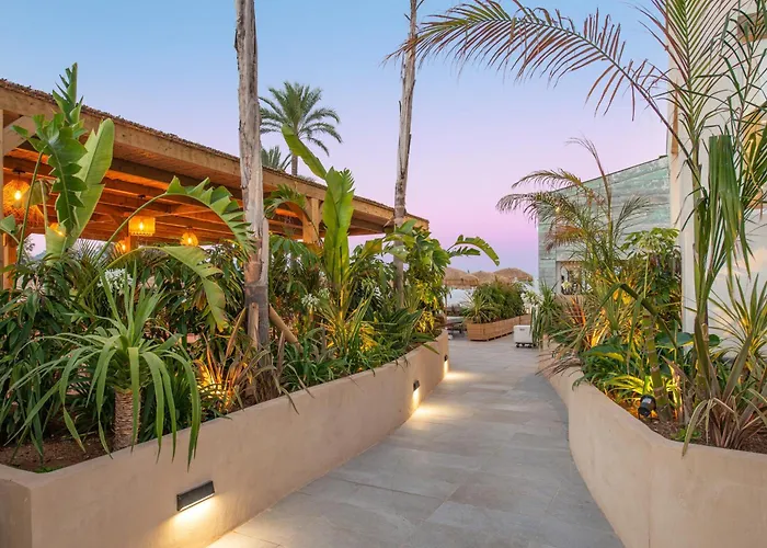 Hotel Atolon & Kaafu Beach Club