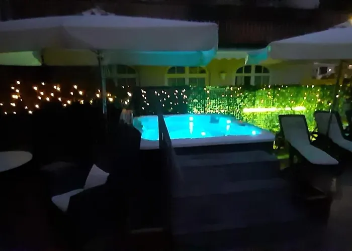 Hotel Aurora
