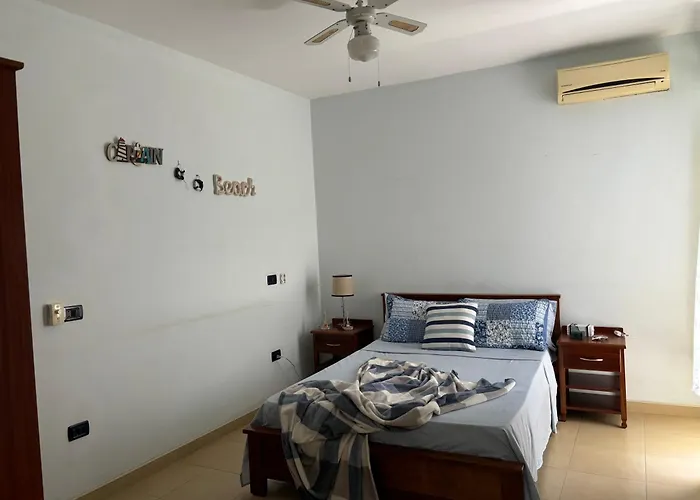 Near Beach Island Stay B&B- City Center