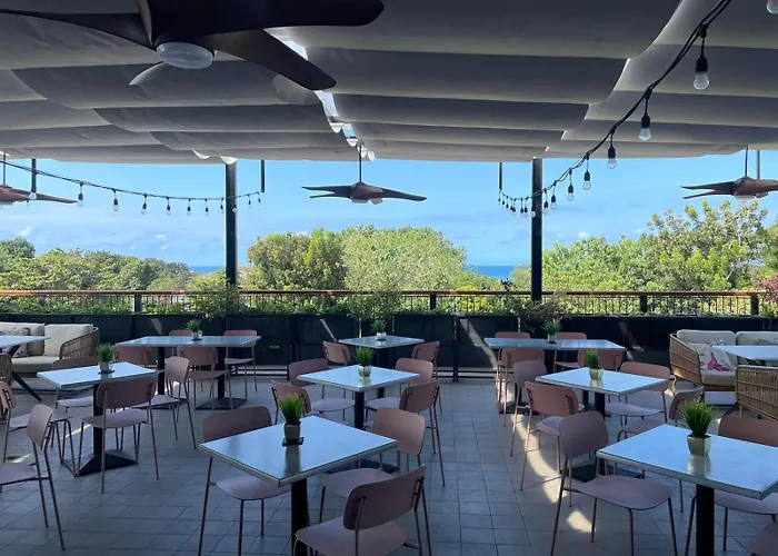 Patio By Balai Norte