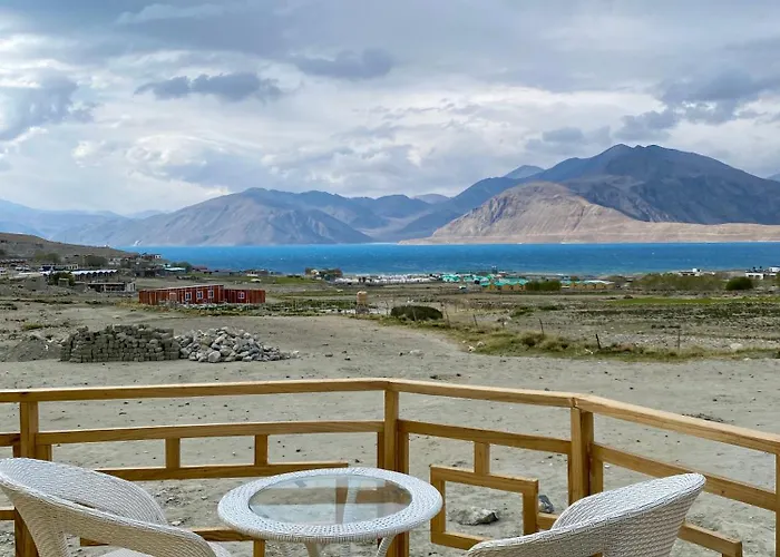Sama Pangong