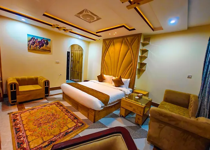 Kabirs Hotel Kalam