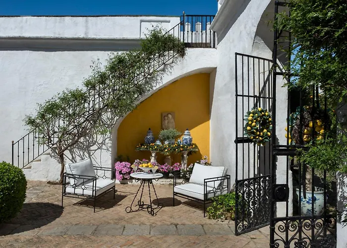 Hotel Cortijo Torre De La Reina