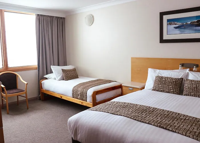 Smiggins Hotel & Chalet Apartments