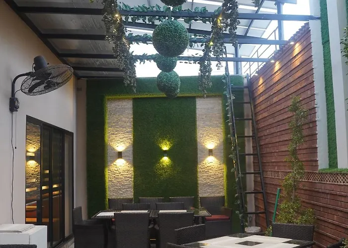Swarg Hotel