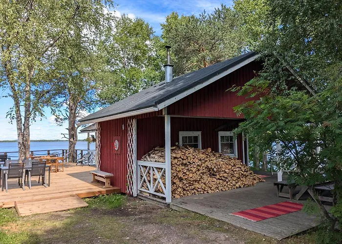 Santa's Little Village - Hotel Uitonniemi