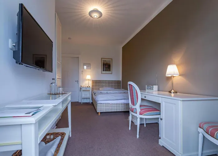 Hotel Waldhof auf Herrenland