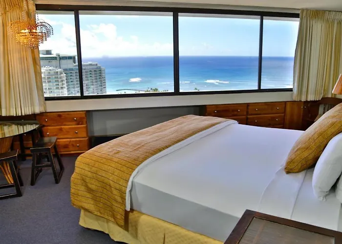 Marina Tower Waikiki