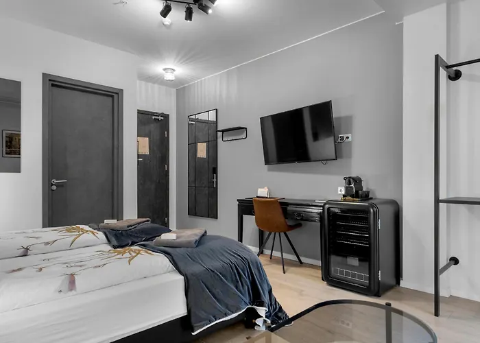 City Center Hotel