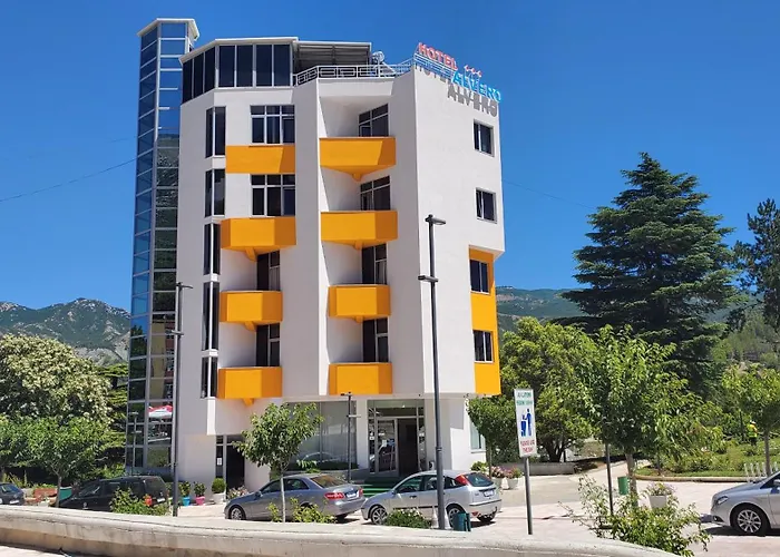Alvero Hotel