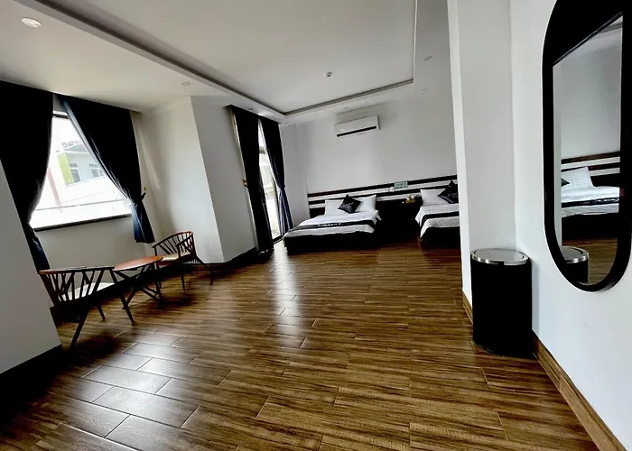 Hotel Luxstay