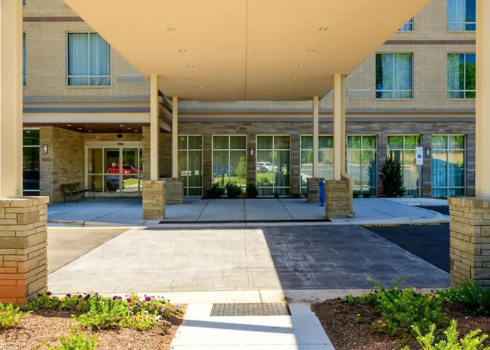 Courtyard By Marriott Raleigh Cary Crossroads