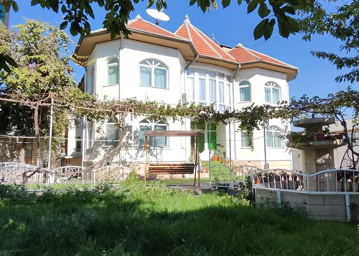 Green Hotel