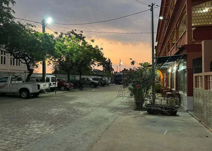 Hotel Menabe & Restaurant