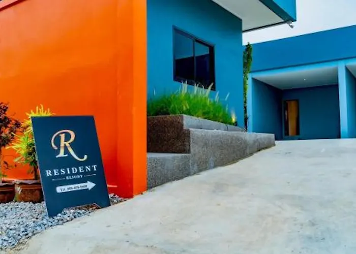 R resident resort