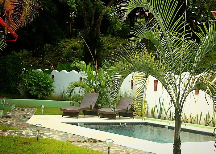 Tiki Lodge Hotel de Charme