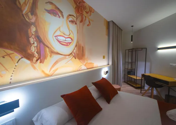 Hotel Sleep Turia Music & Art