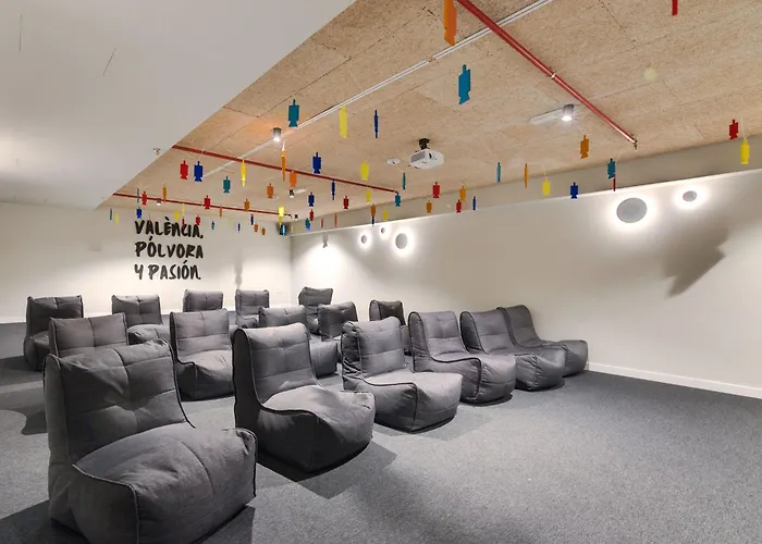 Livensa Living Studios Valencia Viveros