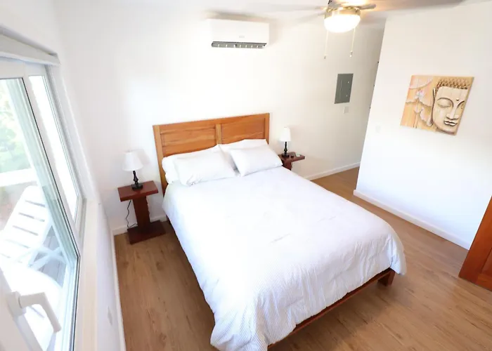 New One Bedroom Suite West Bay Roatan - Number 6