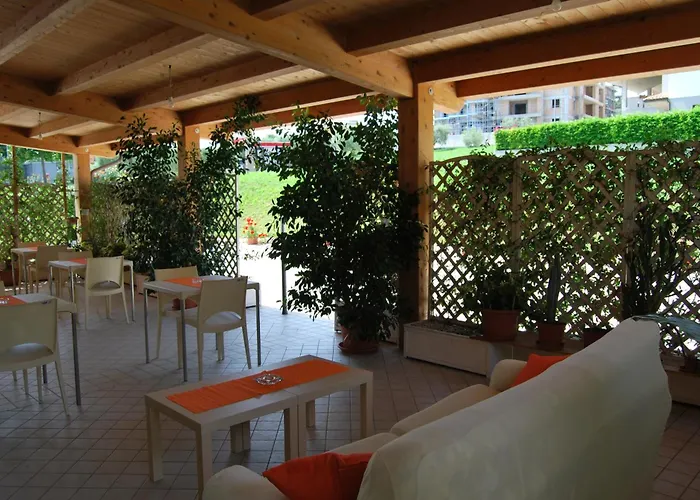 Eu Ropa Hotel