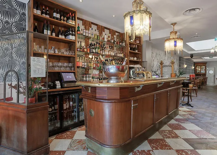 Hotel Victor