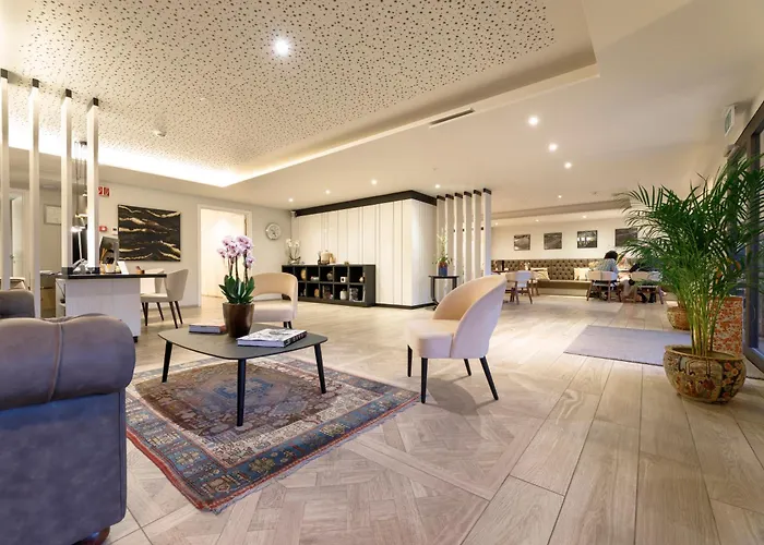 Ambassador Boutique Hotel