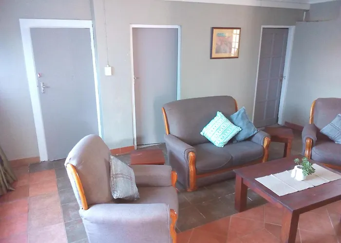 Oceanic Flashpackers Accommodation