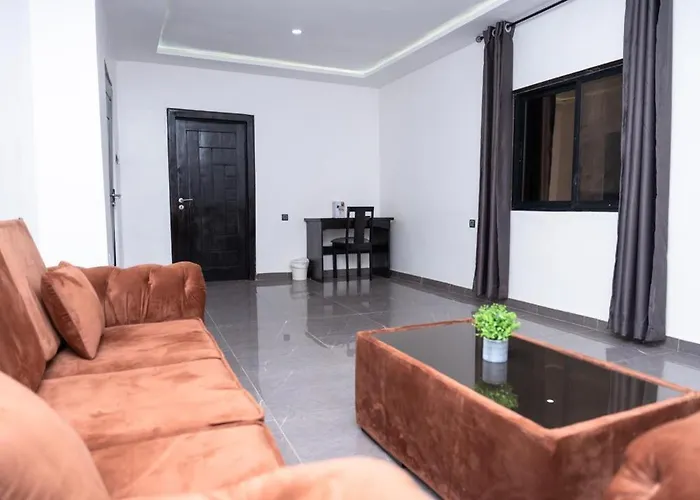 Airport Inn Hotel