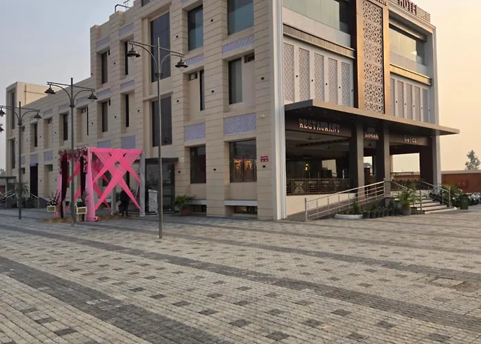 Shri Sangam Hotel