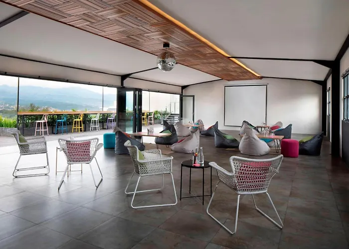 Moxy Bandung