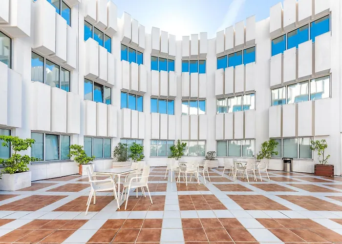 Hotel Port Azafata Valencia Manises