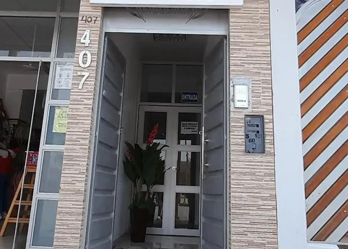 Hotel Reyna