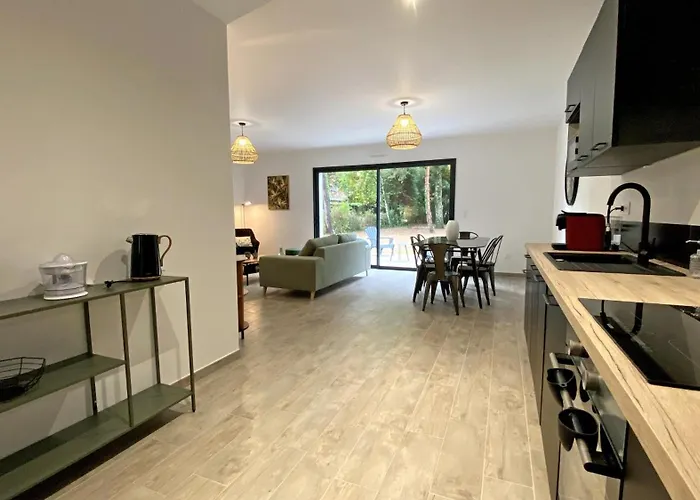 Appart 'Hôtel BreakIsleBed Limoges CHU&Fac Médecine Pharma à Pied parking gratuit