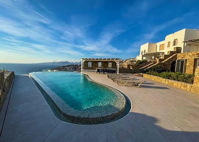 White Rock Suites & Villas