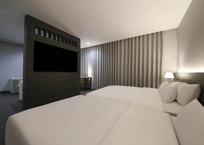 H Avenue Hotel Sangmu Branch