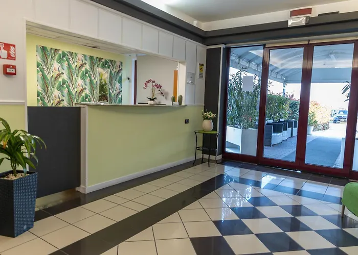 Hotel Ayri